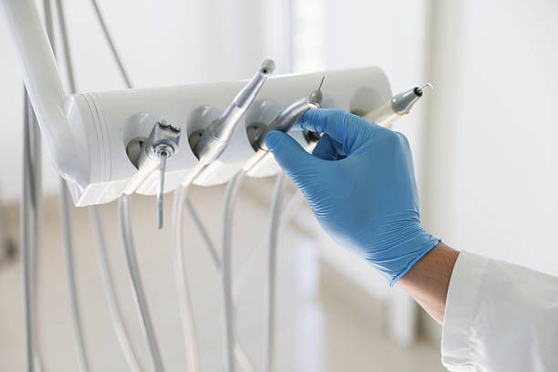 Professional Emergency Dentist technician working in Sherwood, OR